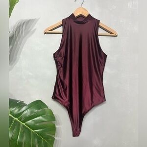 HOUSE OF HARLOW 1960 | Burgundy Sleeveless Silky Mock Turtleneck Body Suit Sz XS